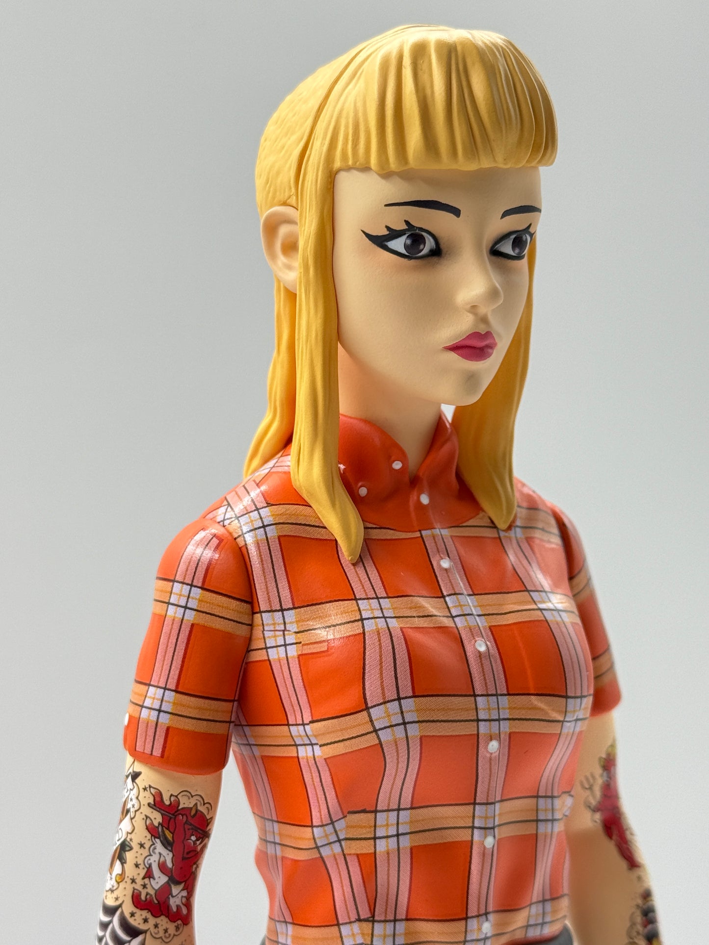 VINYL TOY Skinhead Girl