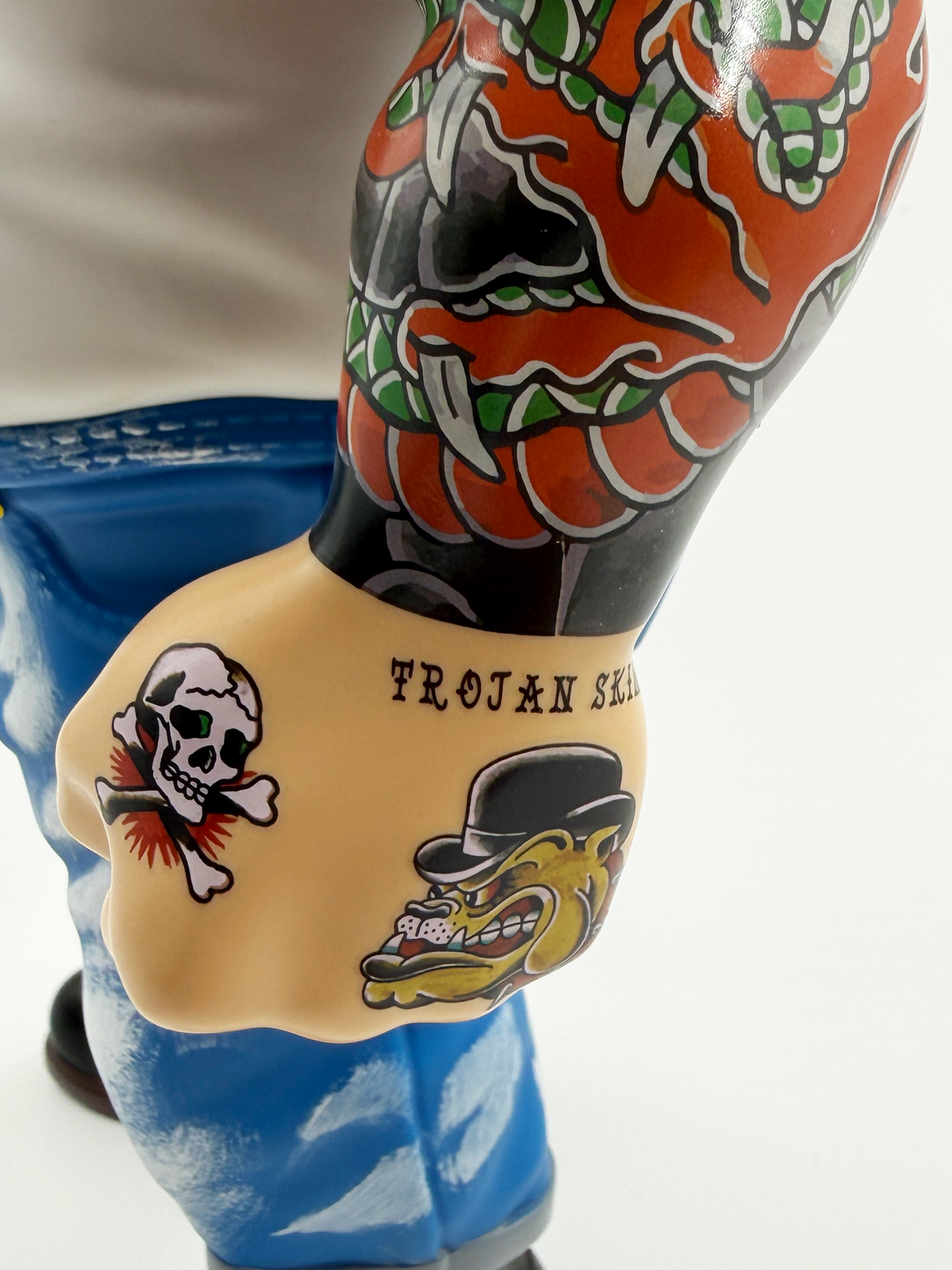 VINYL TOY  Tough Skinhead