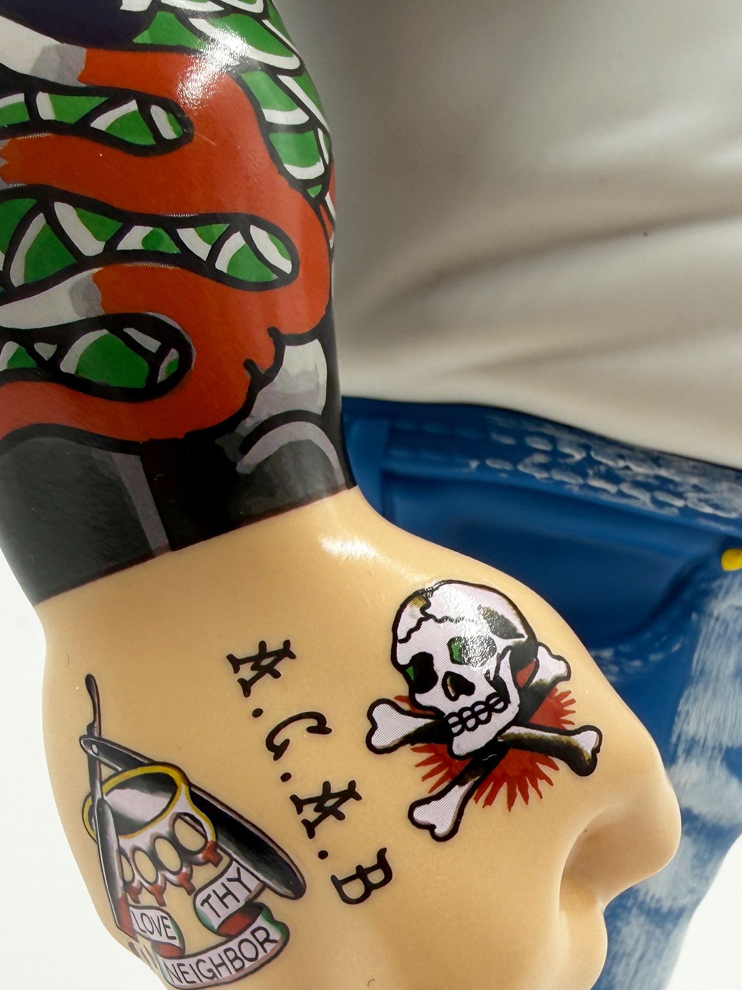 VINYL TOY  Tough Skinhead